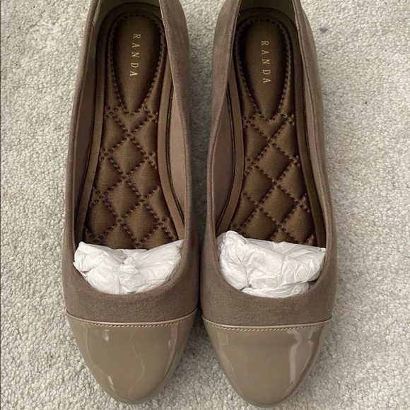 Japanese Brand Randa Flats 7 - Picture 2 of 3